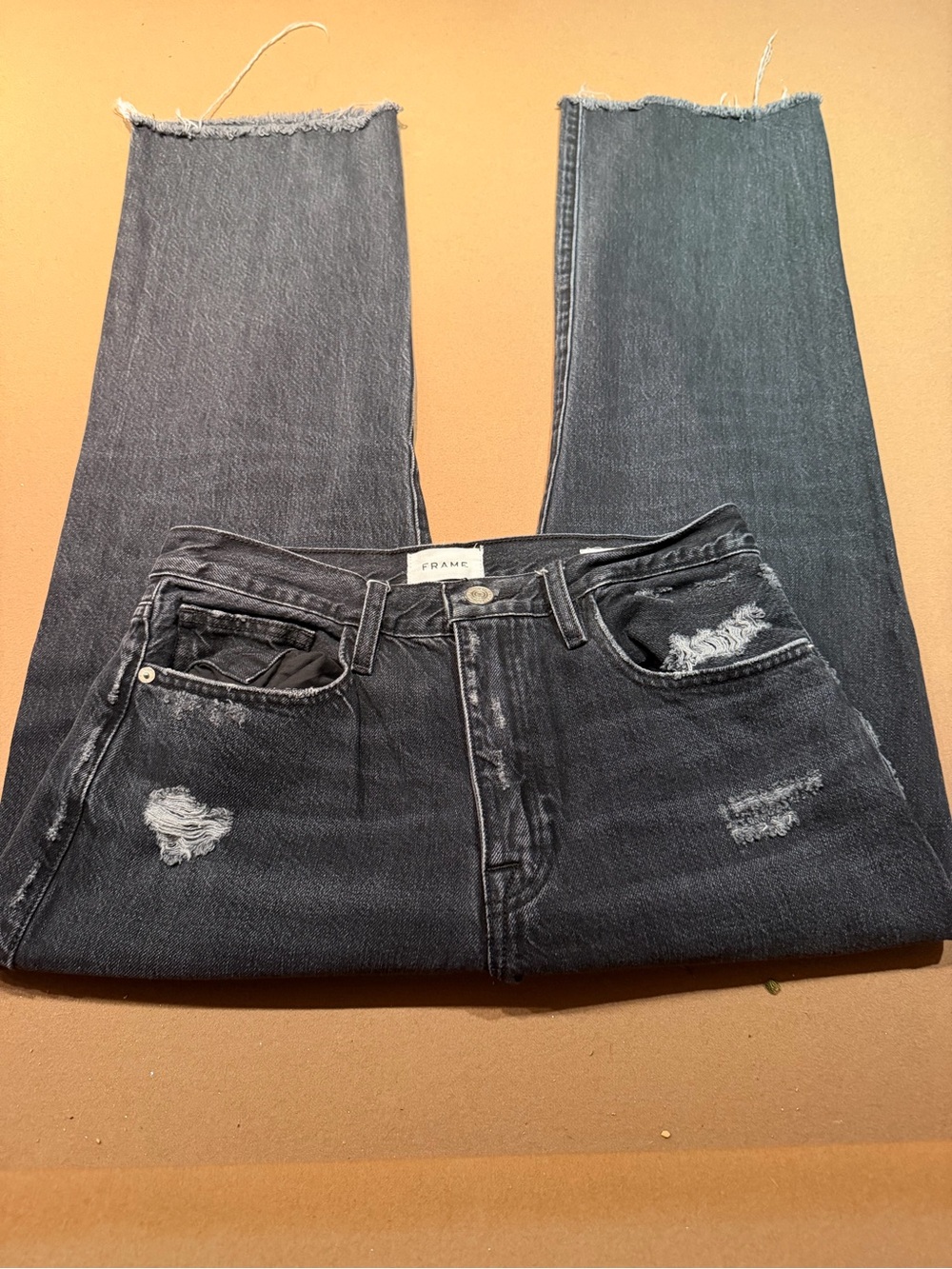 Frame Denim women’s Le Jane Crop Black Distressed ankle length jeans